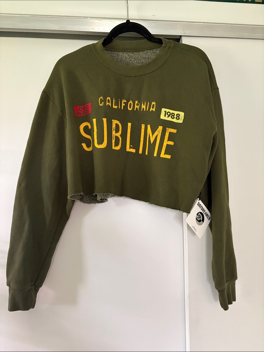NWT Daydreamer Sublime Olive Green Cropped Raw Hem Crewneck Sweater size medium?